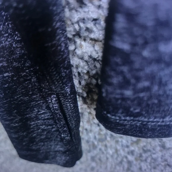 Nike Women's Dark Heather Gray Long-Sleeve Athletic Top - Picture 7 of 9